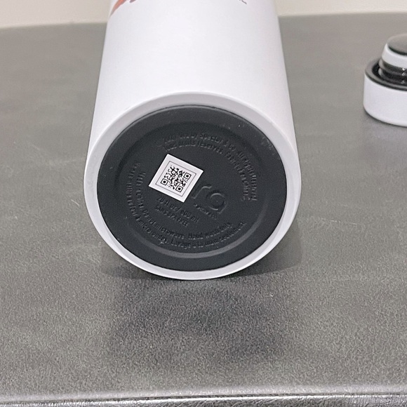 VT Hokies BPA free water thermos never used - Picture 3 of 3